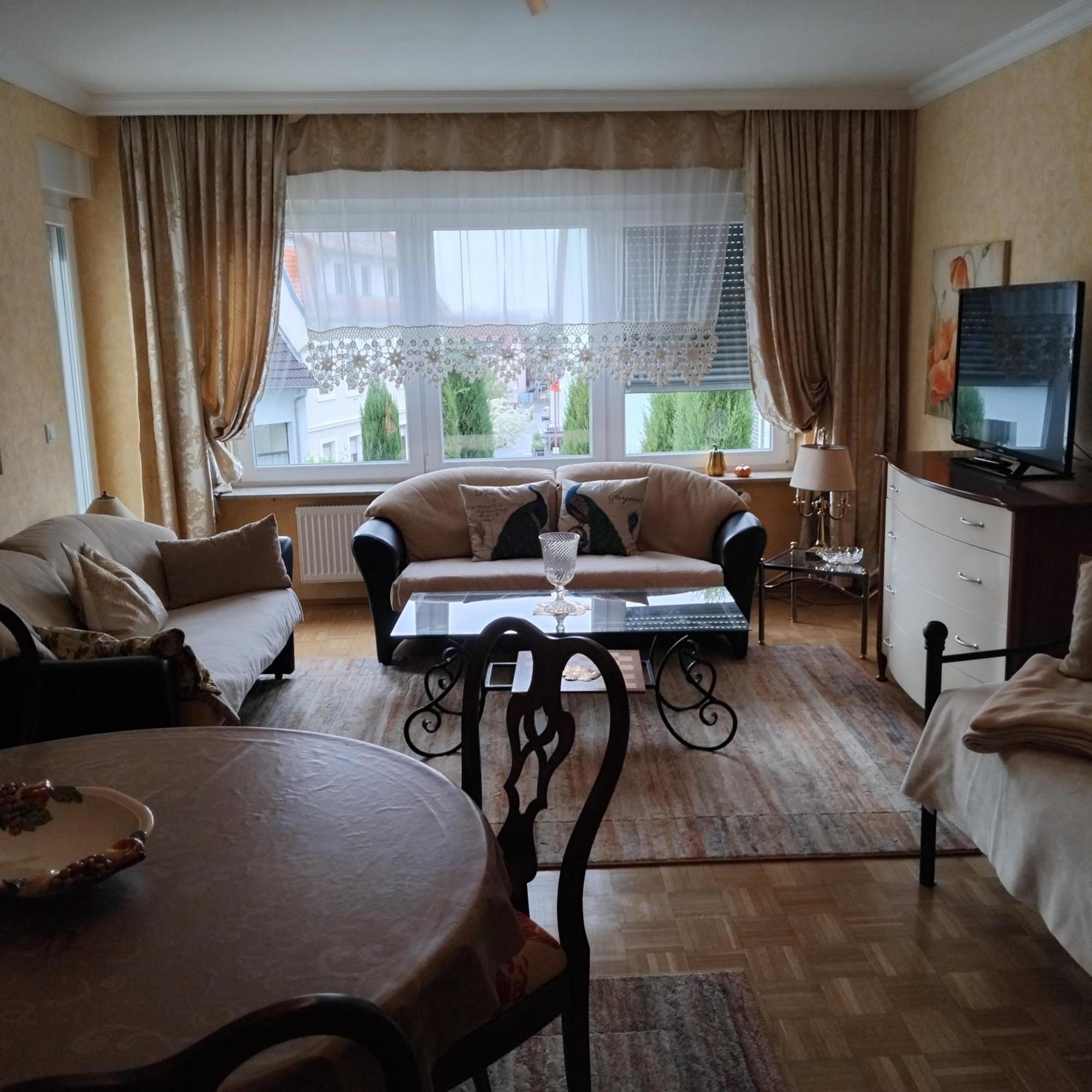 Residenz Am Berg Apartment Leimen  Bagian luar foto